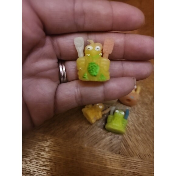 Stink Splatter #183 Master Trashie Ultimate Fighting Trashies Series 2 Moose - Picture 7 of 11